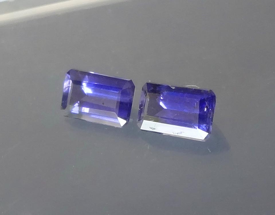 What is iolite? Identification of iolite stone Gemology Laboratory